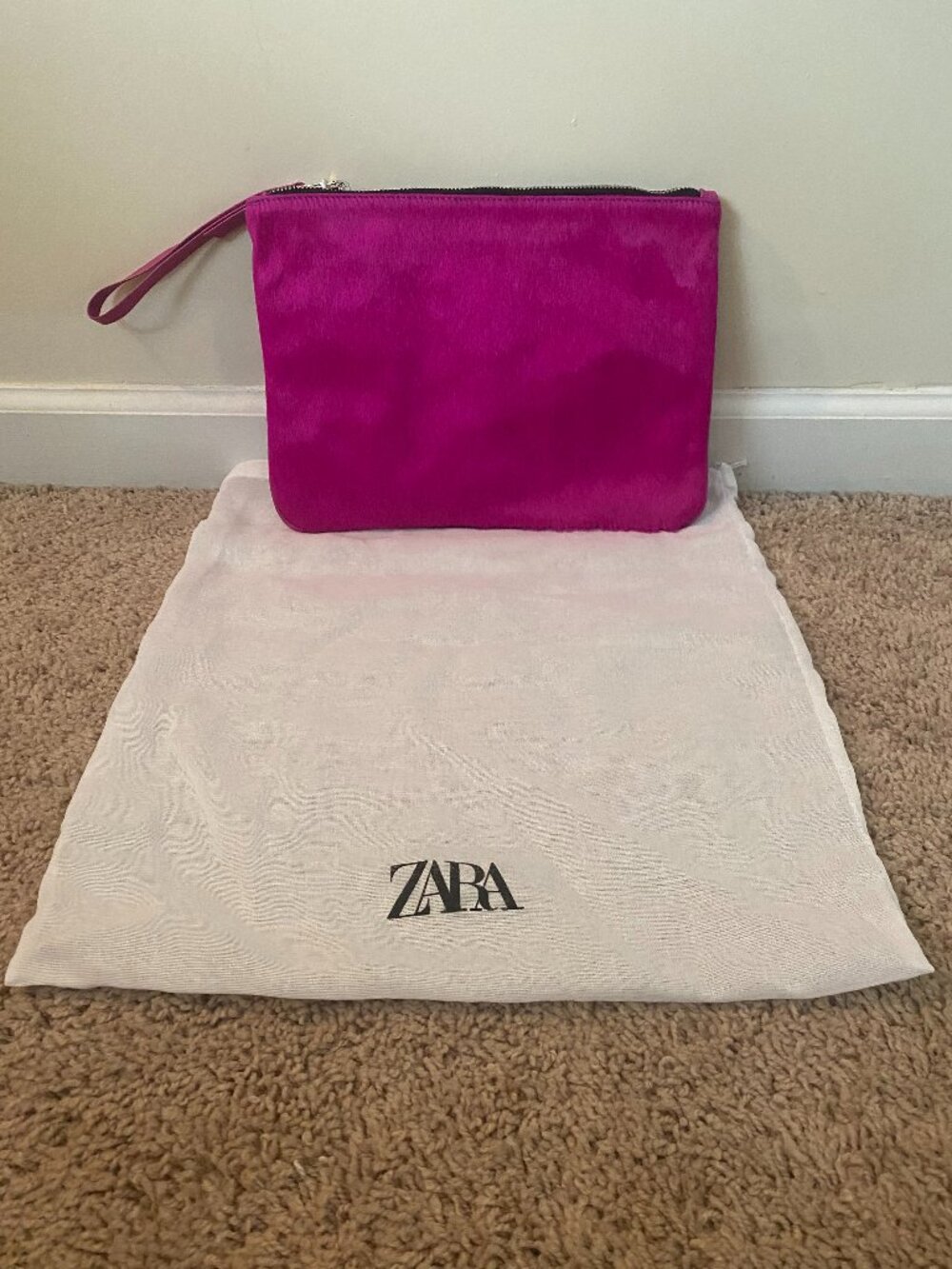 NEW ZARA PONY HAIR AND LEATHER CLUTCH HOT PINK